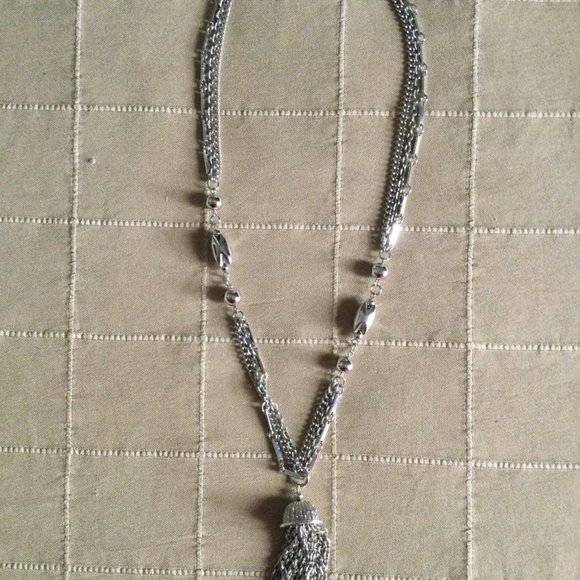 Women's long necklace silver tone metal chains beads multilayered 21" - Picture 3 of 4